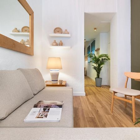 Magno Apartments Ave Maria Seville Luaran gambar