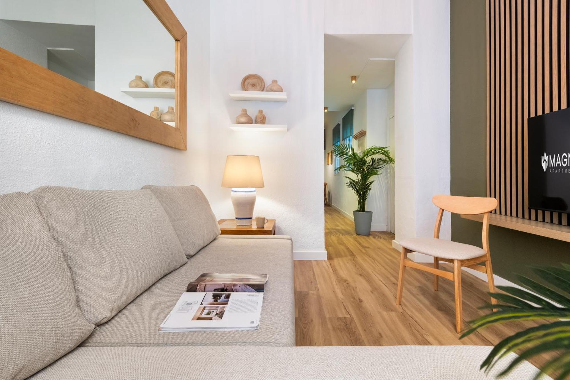 Magno Apartments Ave Maria Seville Luaran gambar